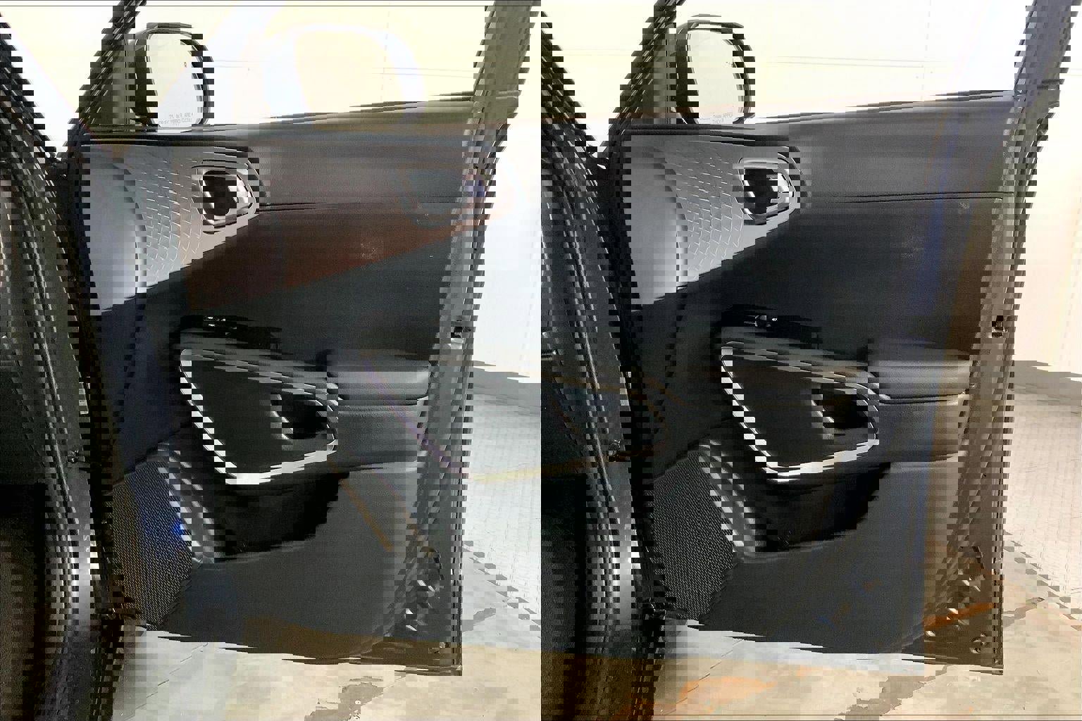 Certified 2025 Kia Soul LX image 25