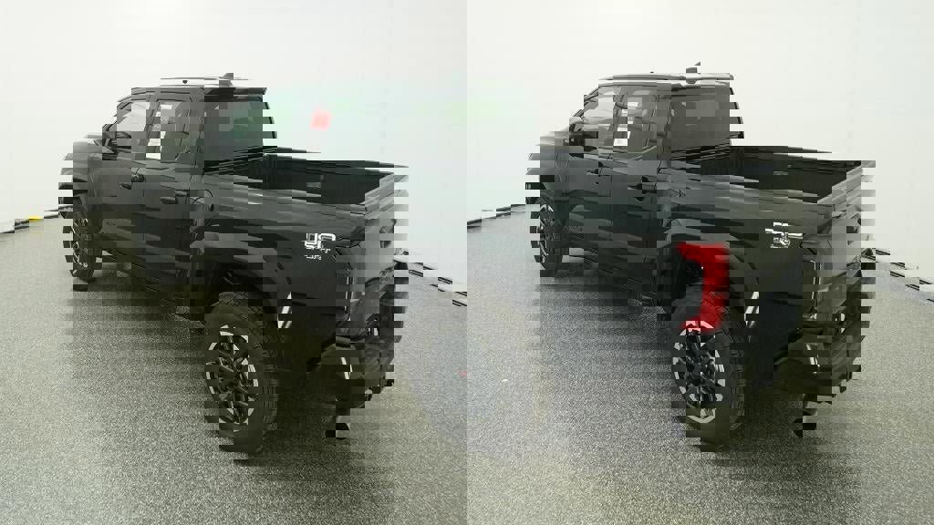 New 2025 Toyota Tacoma TRD Sport image 5