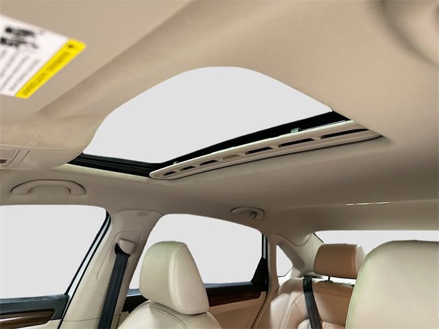 Used 2020 Volkswagen Passat 2.0T SEL image 25