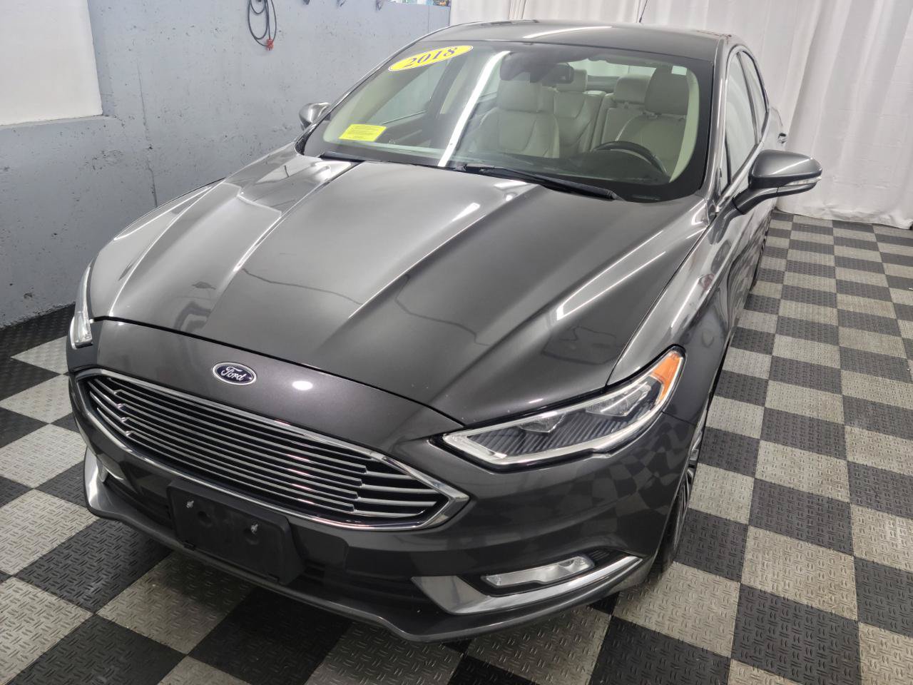 Used 2018 Ford Fusion Titanium AWD/4WD image 10