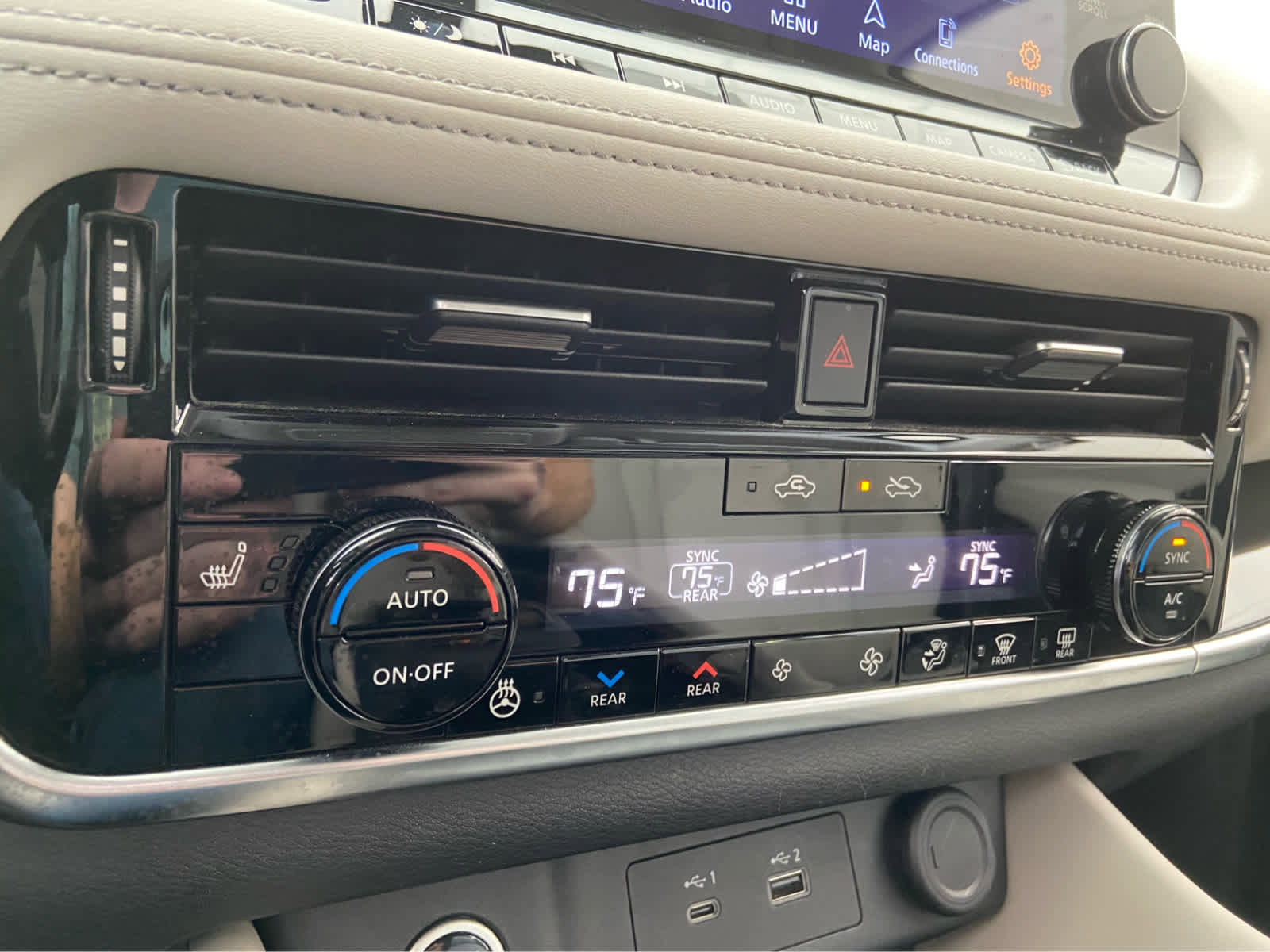 Used 2023 Nissan Rogue SL w/ SL Premium Package image 31