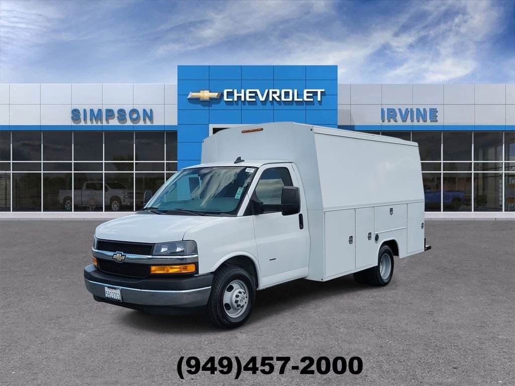 Used 2021 Chevrolet Express 3500 w/ Power Convenience Package RWD image 4
