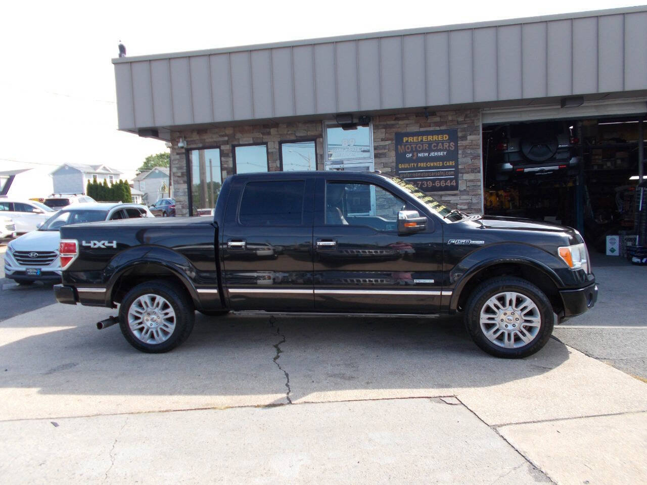 Used 2012 Ford F150 Platinum w/ Max Trailer Tow Pkg AWD/4WD image 2