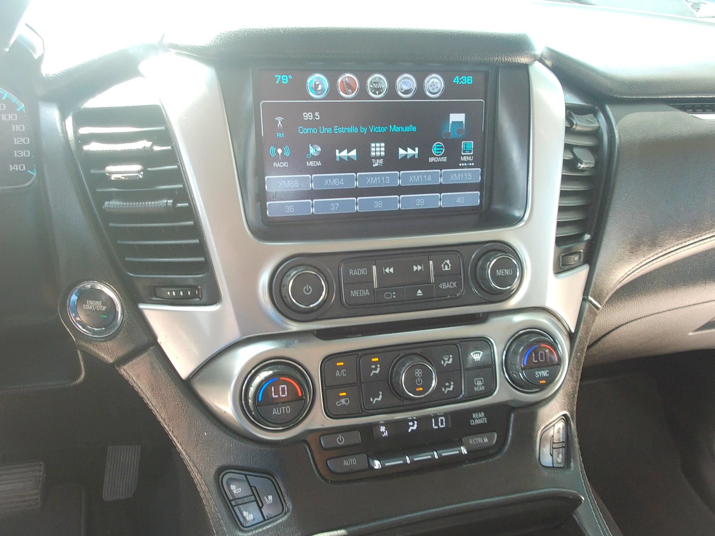 Used 2018 Chevrolet Suburban Premier RWD image 14