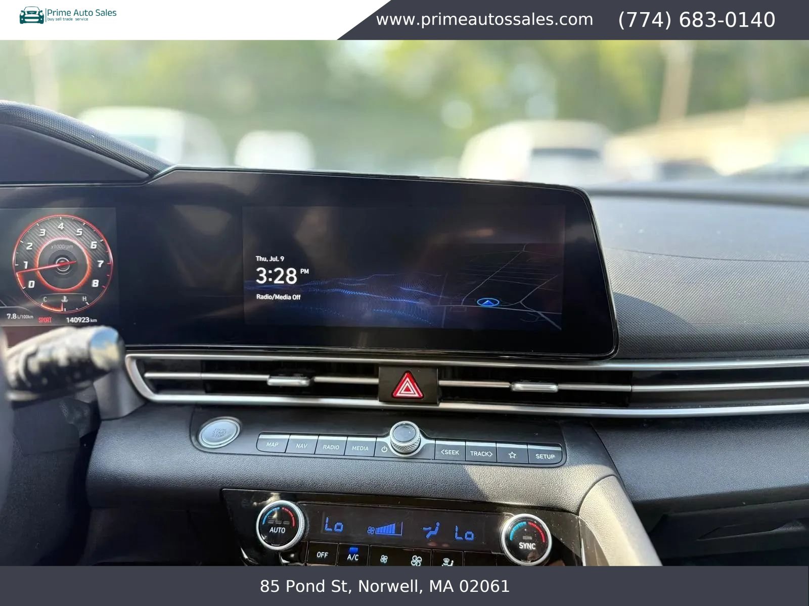 Used 2023 Hyundai Elantra SEL w/ Convenience Package FWD image 29