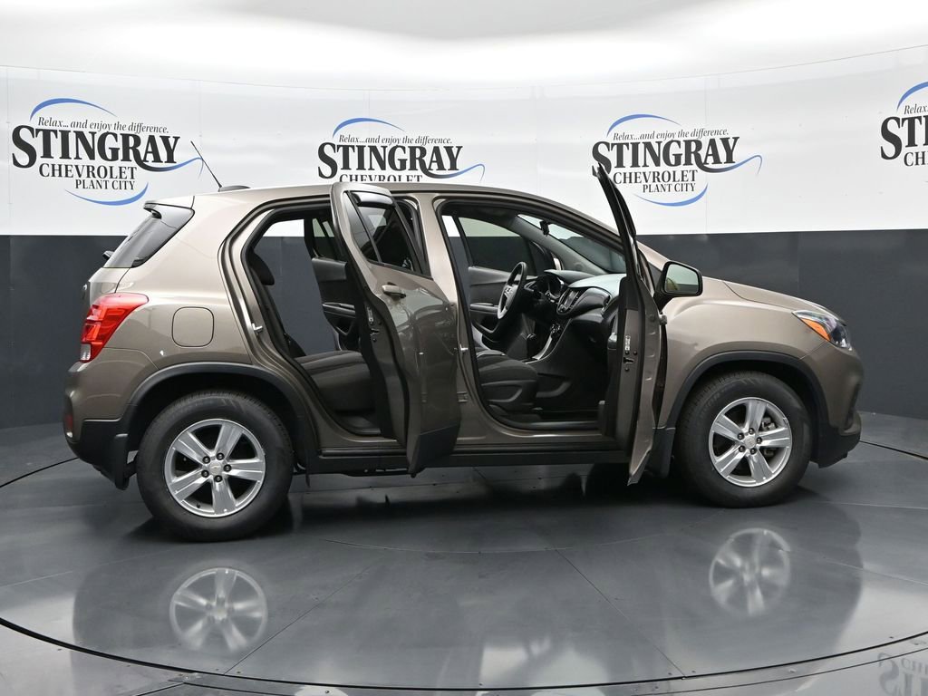 Used 2021 Chevrolet Trax LS w/ Tint and Cruise Package image 27
