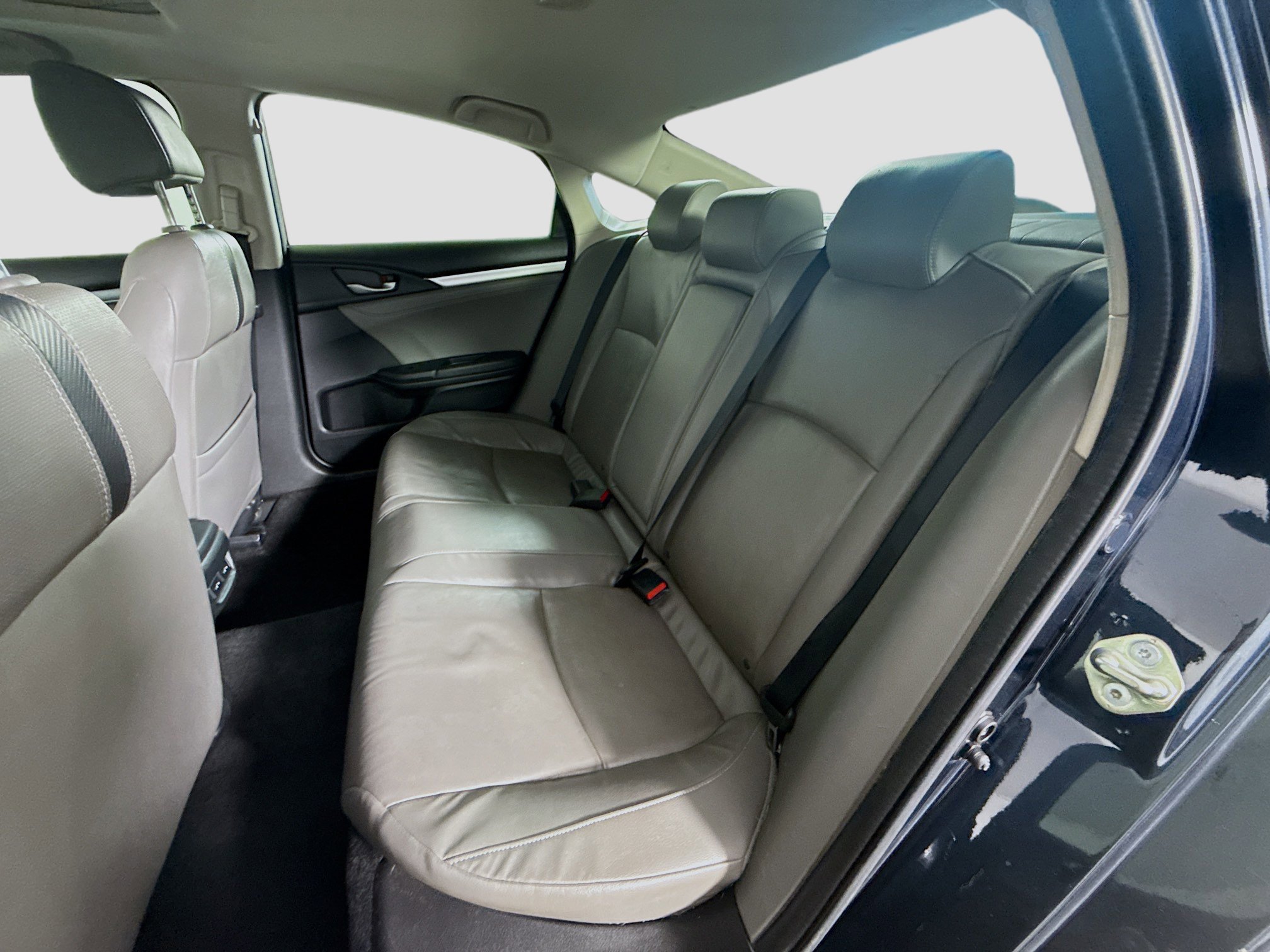 Used 2017 Honda Civic Touring image 25