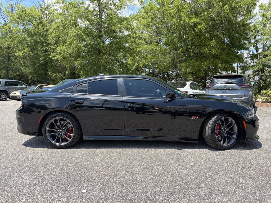 Used 2022 Dodge Charger Scat Pack w/ Plus Group RWD image 2