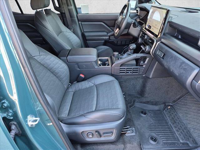 Certified 2025 Toyota 4Runner TRD Off-Road Premium AWD/4WD image 19
