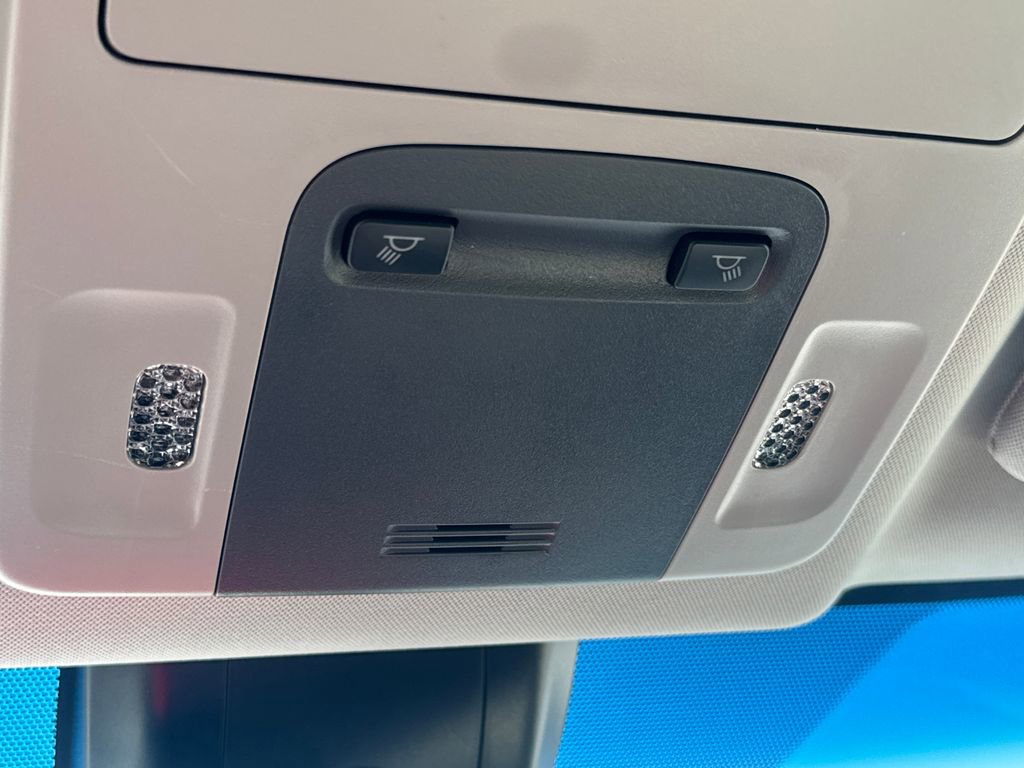 Used 2018 Toyota Camry LE FWD image 30