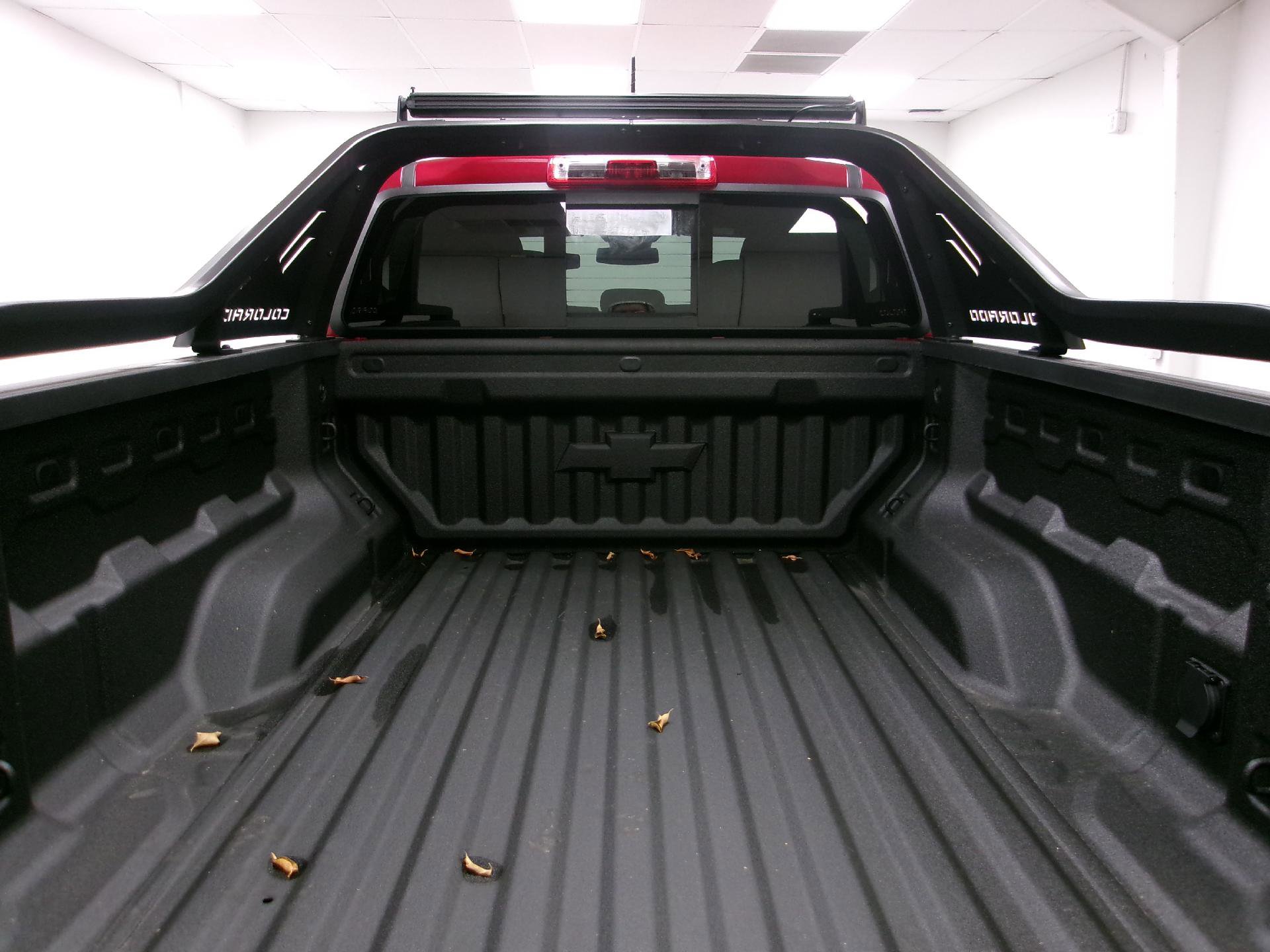 New 2026 Chevrolet Colorado Z71 w/ Midnight Edition AWD/4WD image 7