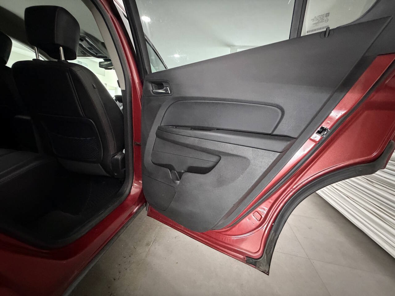 Used 2015 Chevrolet Equinox LT w/ Power Convenience Package AWD/4WD image 11