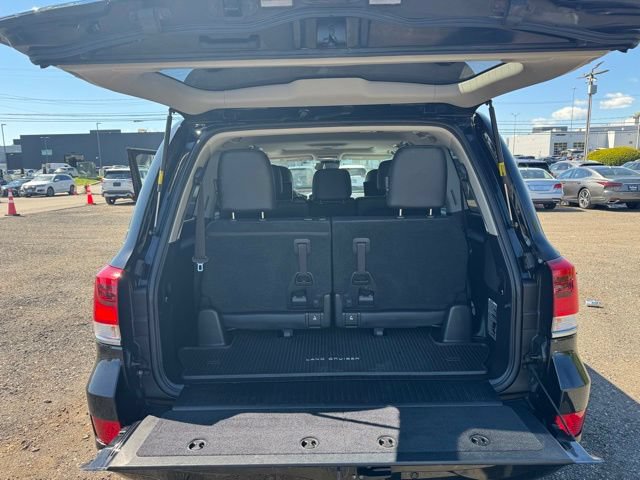 Used 2016 Toyota Land Cruiser AWD/4WD image 37
