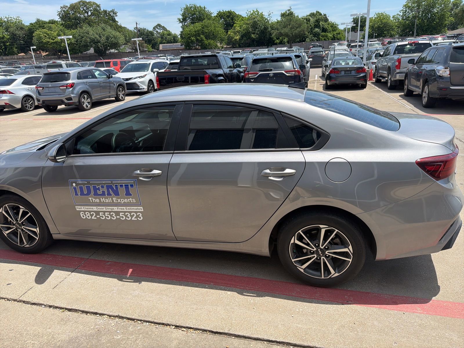 Used 2023 Kia Forte LXS FWD image 7
