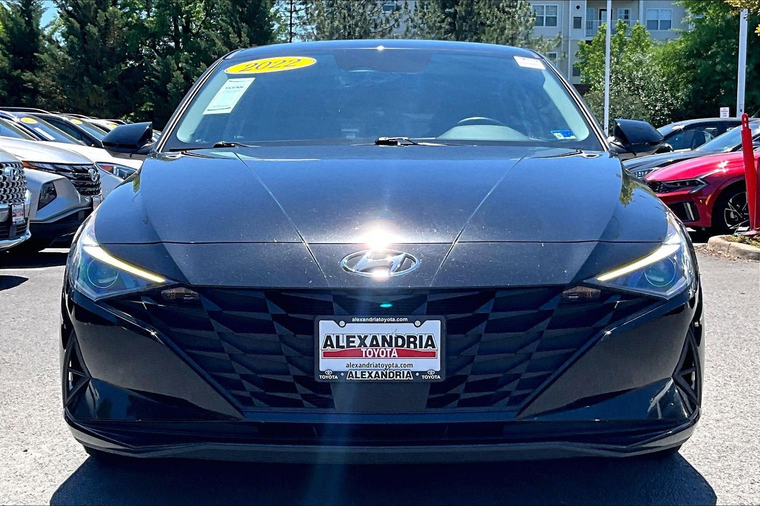 Used 2022 Hyundai Elantra SEL w/ Convenience Package FWD image 3