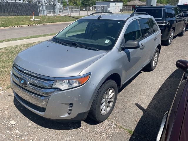 Used 2013 Ford Edge SE image 2