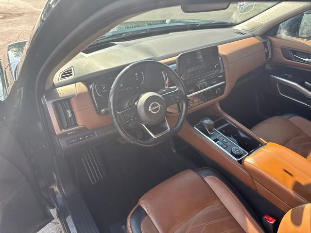 Used 2023 Nissan Pathfinder Platinum AWD/4WD image 9