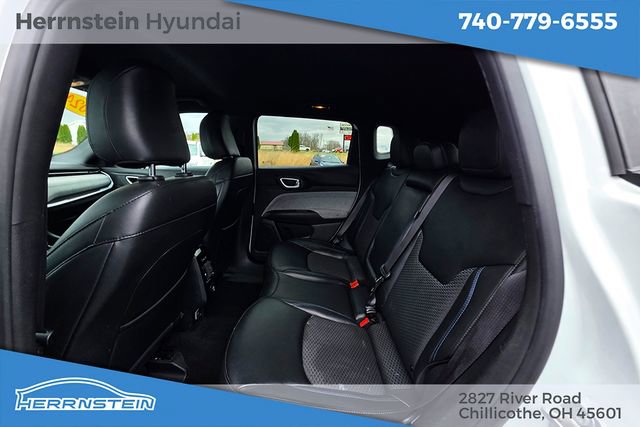 Used 2024 Jeep Compass Latitude image 19