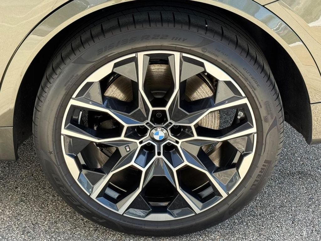 Used 2026 BMW X7 M60i w/ Executive Package AWD/4WD image 5
