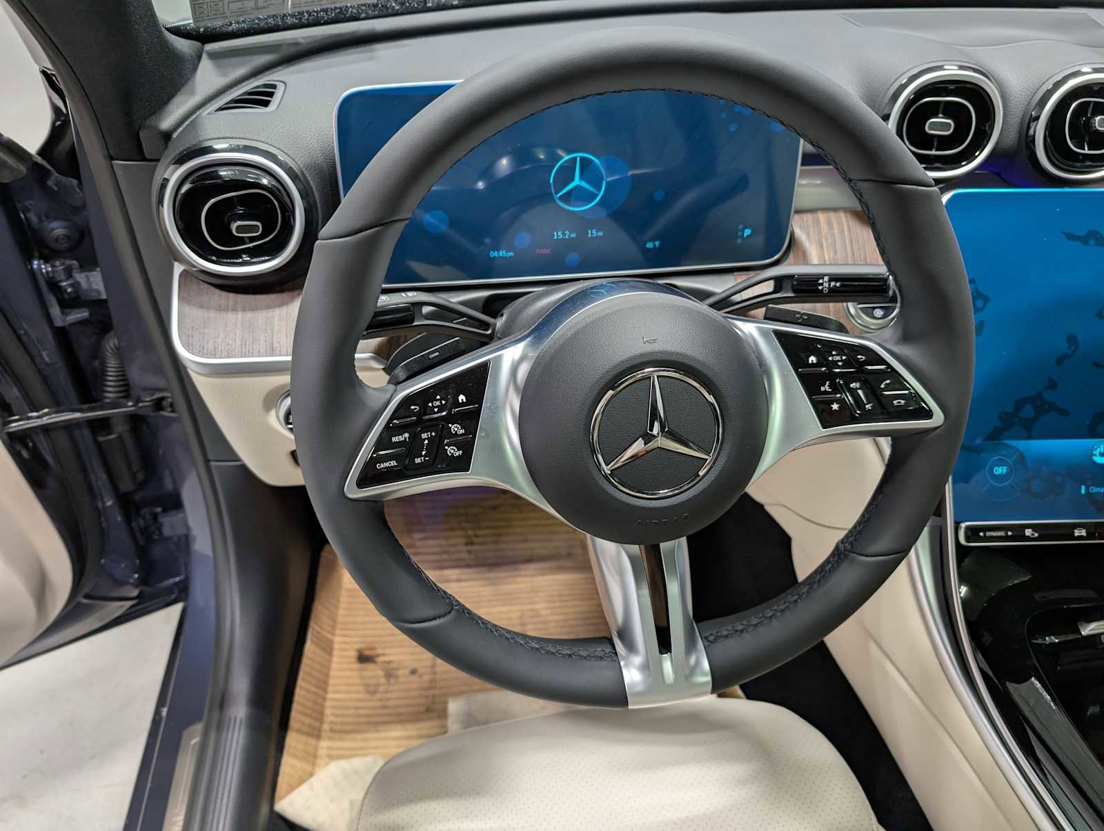 New 2026 Mercedes-Benz C 300 4MATIC Sedan image 30