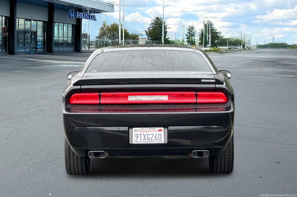 Used 2010 Dodge Challenger R/T w/ Mopar 10 Pkg image 7
