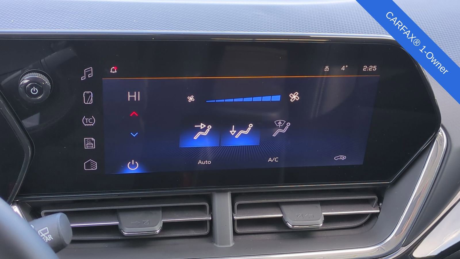 Used 2024 Chevrolet Trax ACTIV w/ Driver Confidence Package image 32