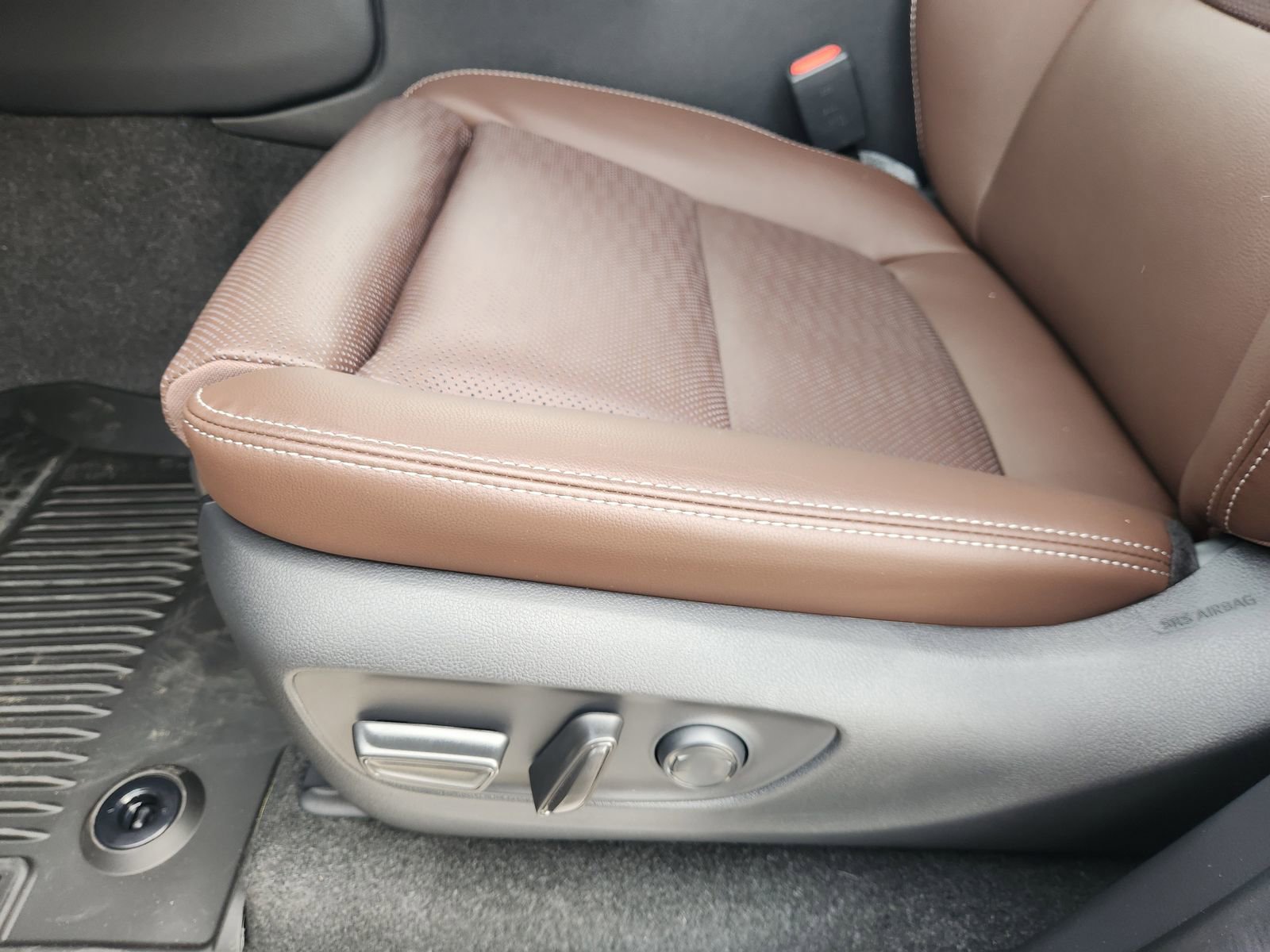 New 2026 Toyota Land Cruiser w/ Premium Package AWD/4WD image 23