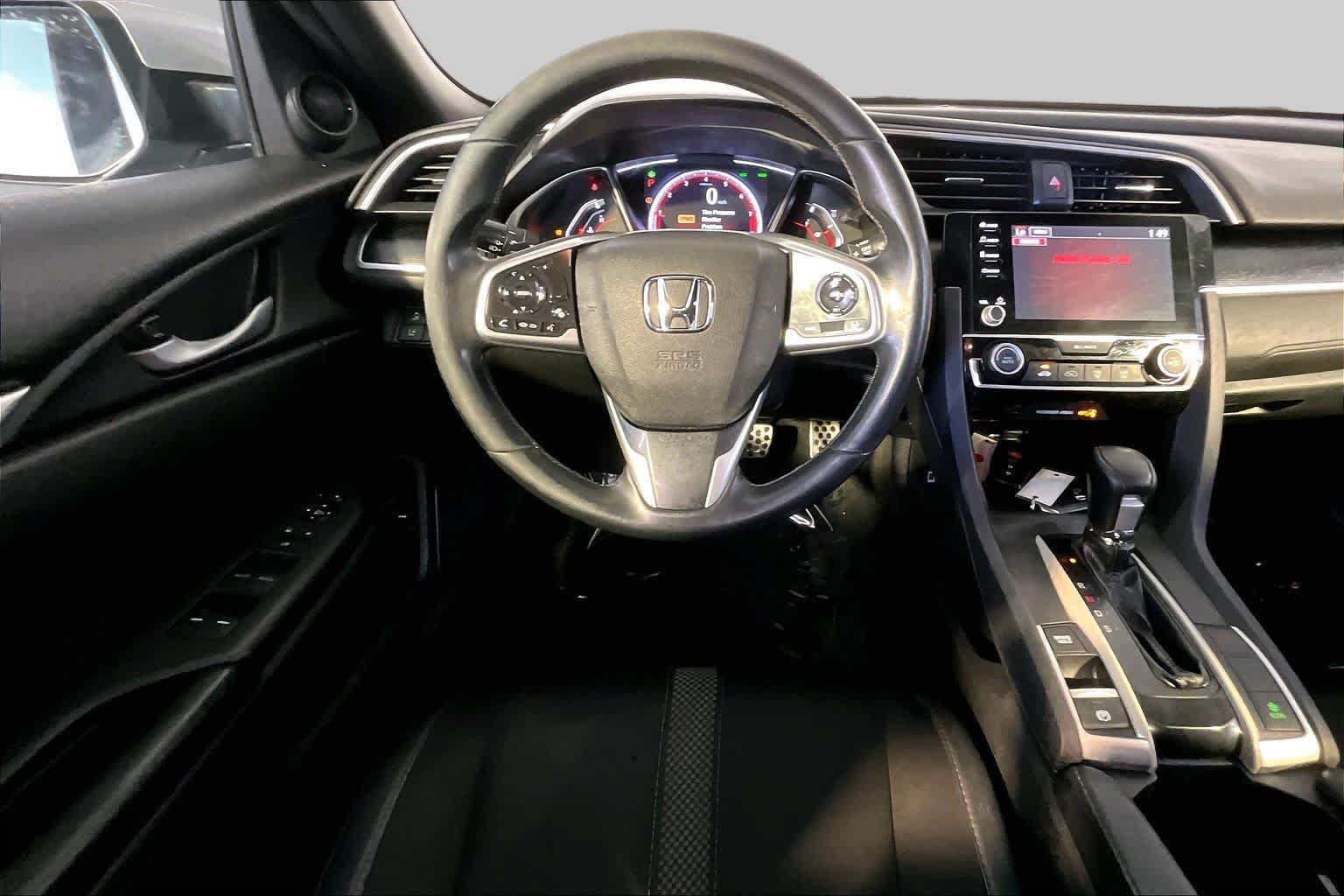 Used 2020 Honda Civic Sport image 6