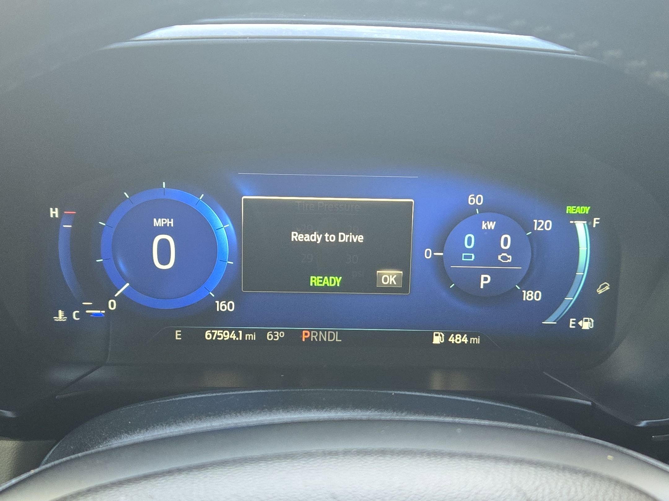 Used 2020 Ford Escape Titanium image 15