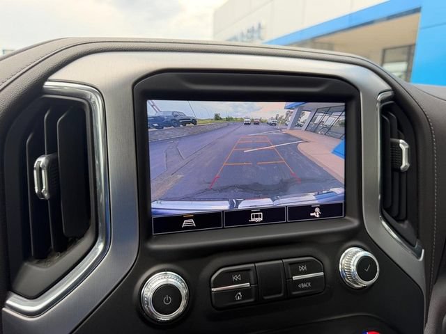 Used 2022 GMC Sierra 1500 SLT w/ SLT Premium Package AWD/4WD image 22