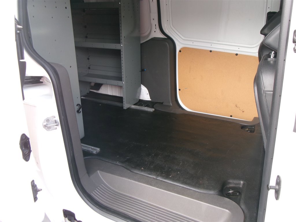 Used 2020 Ford Transit Connect XL image 9