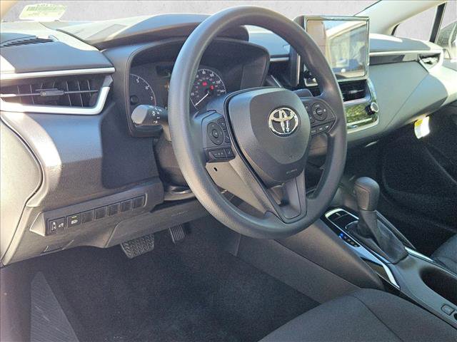 New 2025 Toyota Corolla LE video 3