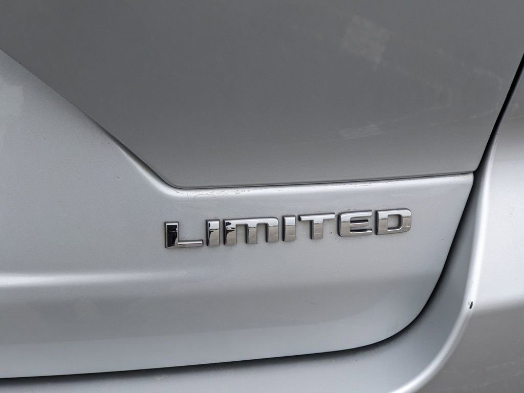 Used 2022 Jeep Grand Cherokee Limited image 23