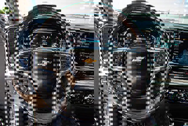 Used 2023 Chevrolet Silverado 1500 LTZ image 8