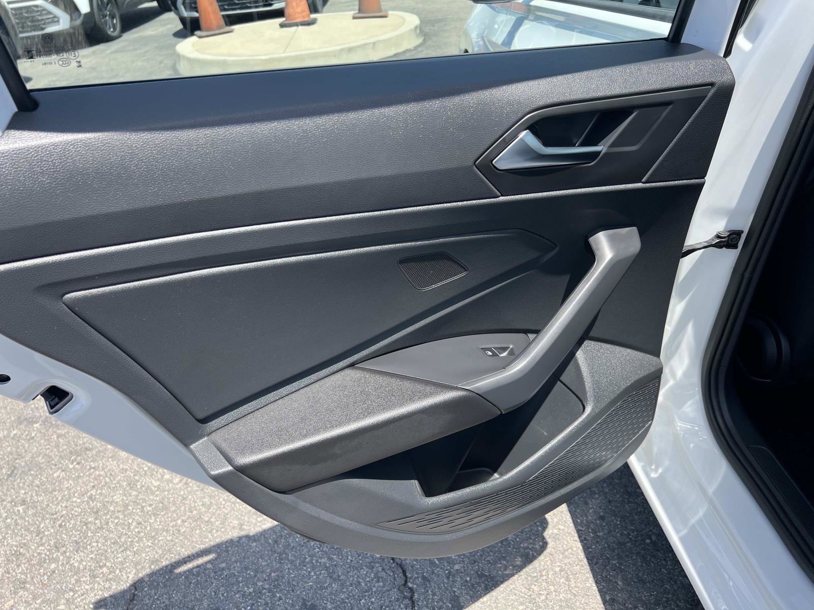 Used 2025 Volkswagen Jetta Sport image 19