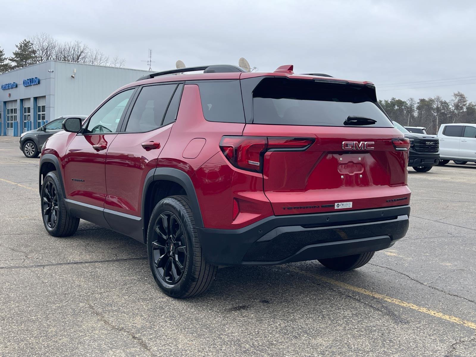 Used 2025 GMC Terrain Elevation w/ Black Edition image 21