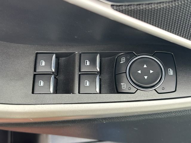 Used 2022 Ford Explorer XLT w/ Equipment Group 202A image 12