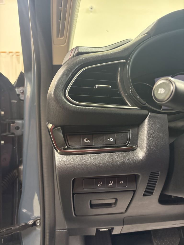 Used 2025 MAZDA CX-30 AWD 2.5 S w/ Preferred Package image 9