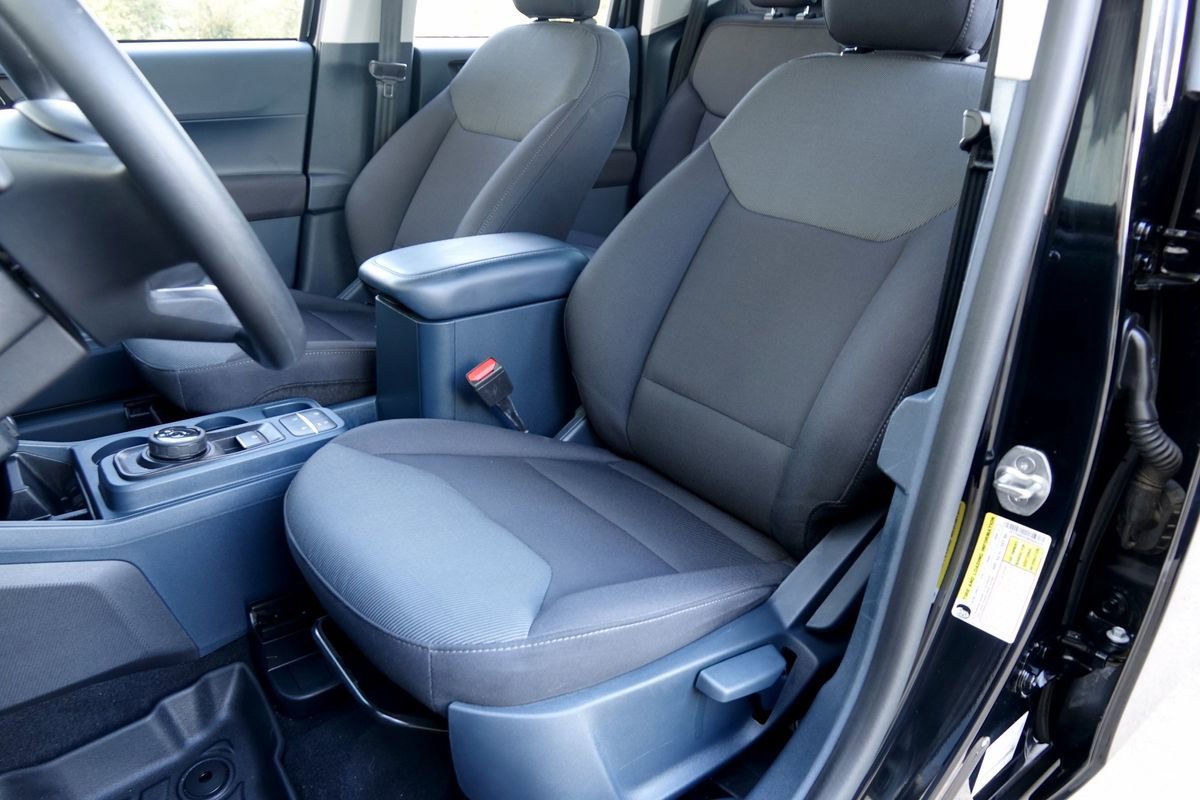 Used 2022 Ford Maverick XL image 6