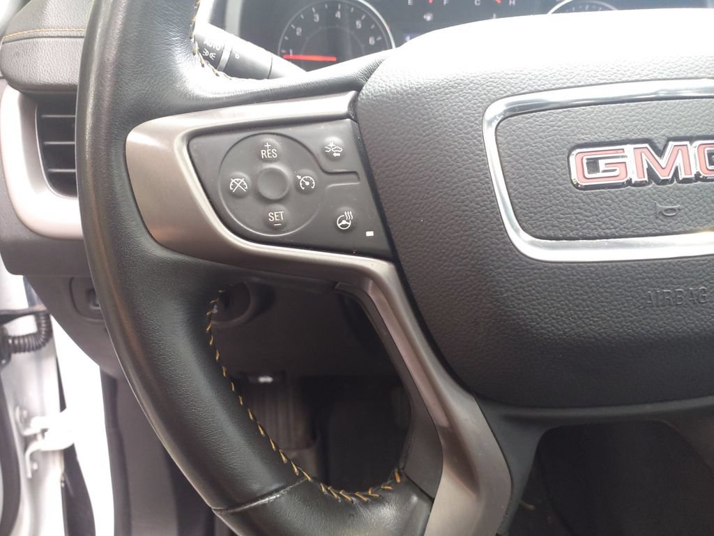 Used 2022 GMC Terrain AT4 w/ Tech Package AWD/4WD image 24