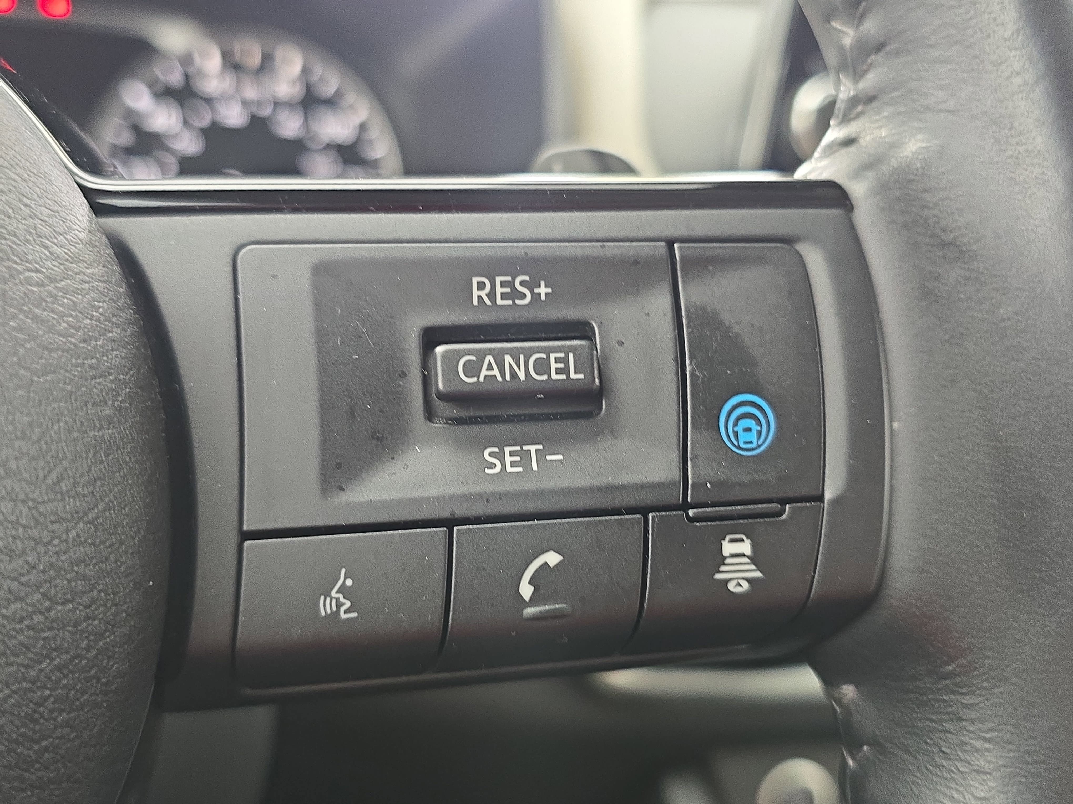 Certified 2021 Nissan Rogue SV w/ Premium Package FWD image 18