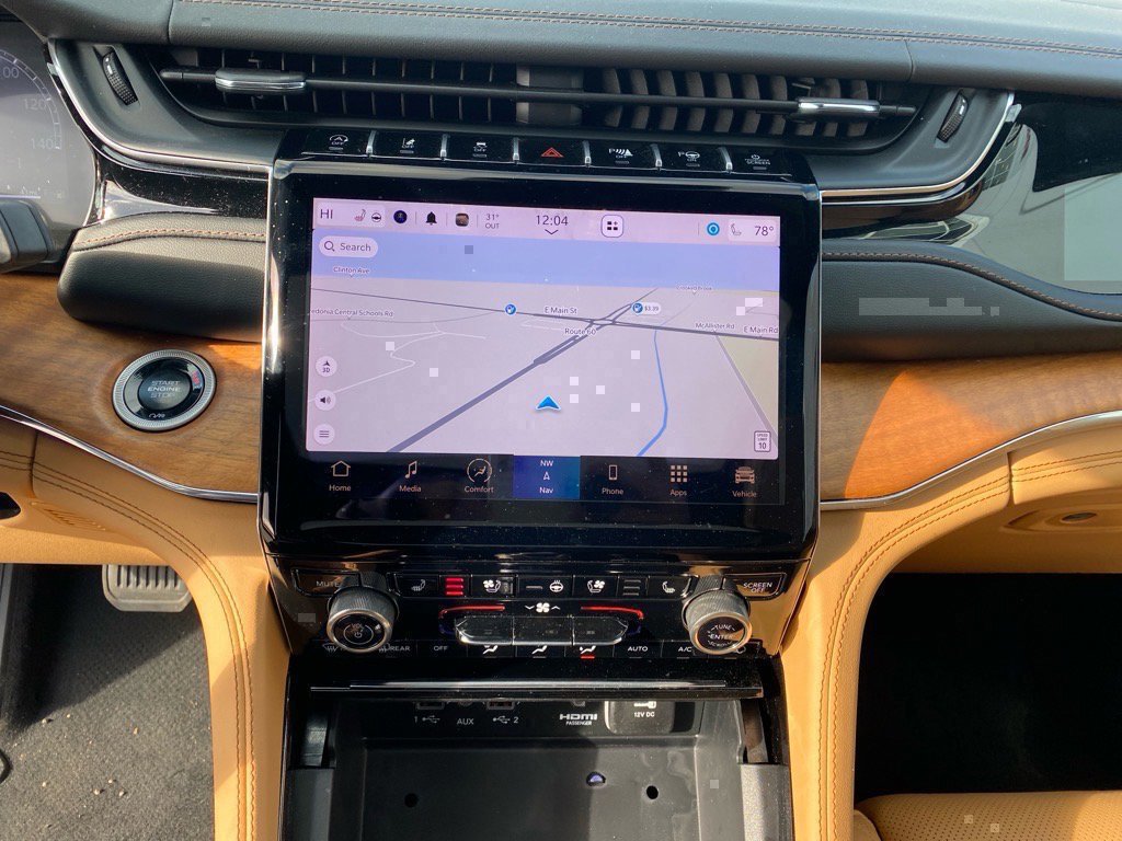 Used 2024 Jeep Grand Cherokee L Summit image 11