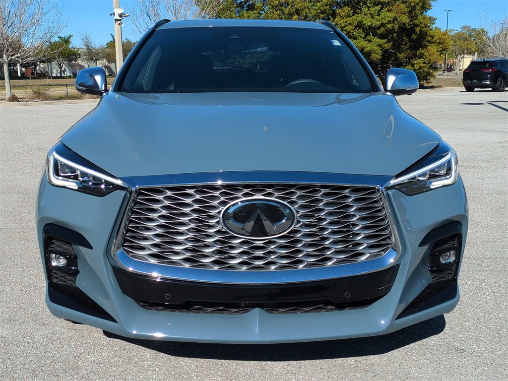 Used 2023 INFINITI QX55 Essential w/ Accent Package image 9