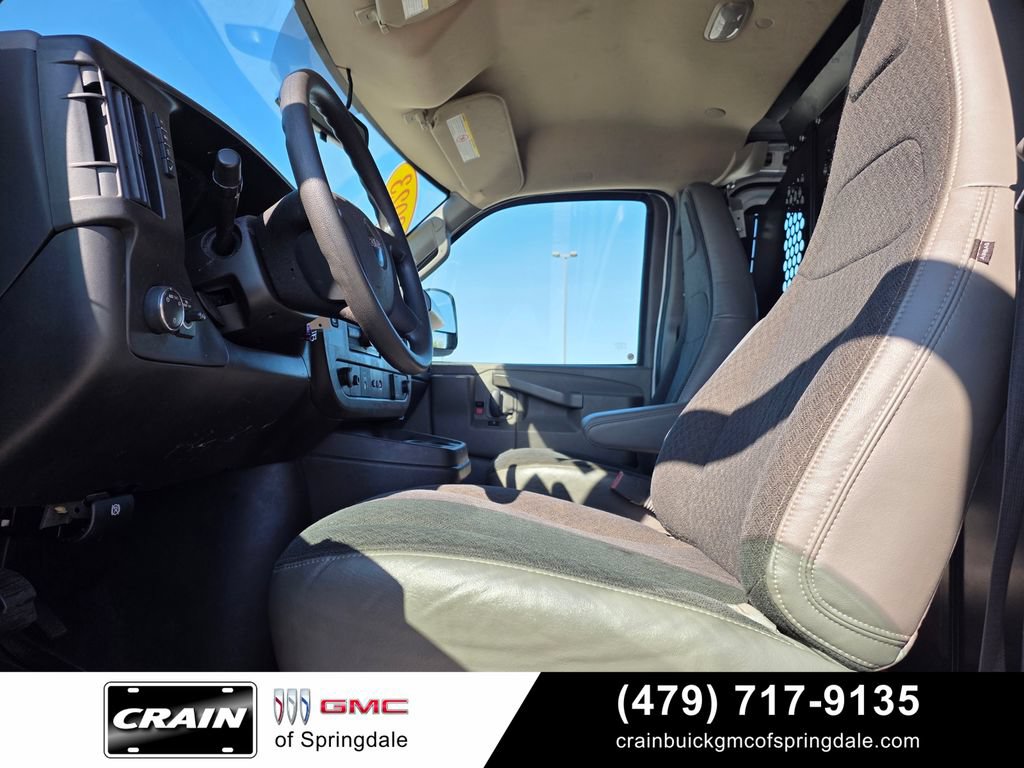 Used 2023 GMC Savana 2500 w/ Driver Convenience Package RWD image 11