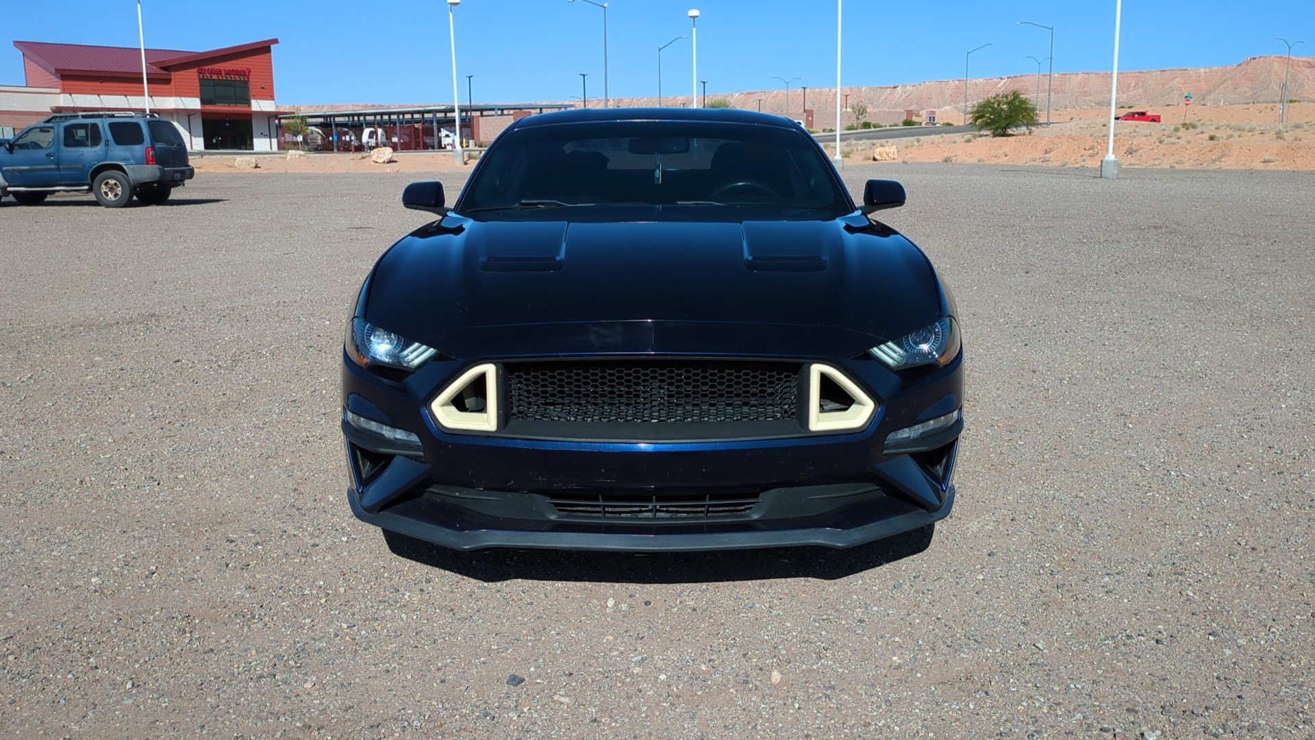 Used 2020 Ford Mustang Coupe RWD image 8