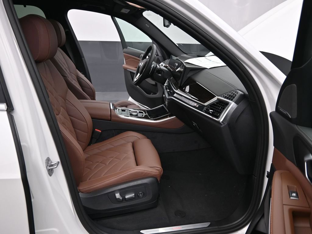 New 2026 BMW X5 xDrive40i AWD/4WD image 26