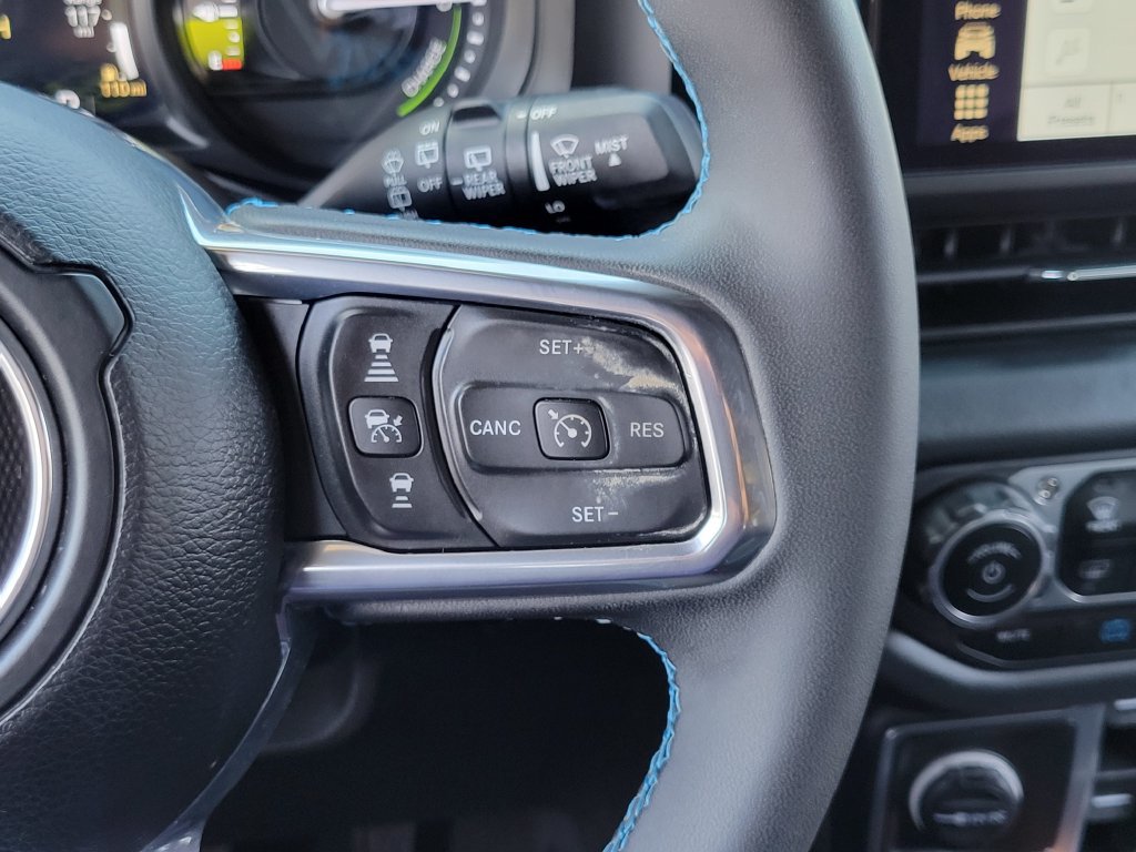 Used 2024 Jeep Wrangler High Altitude AWD/4WD image 6