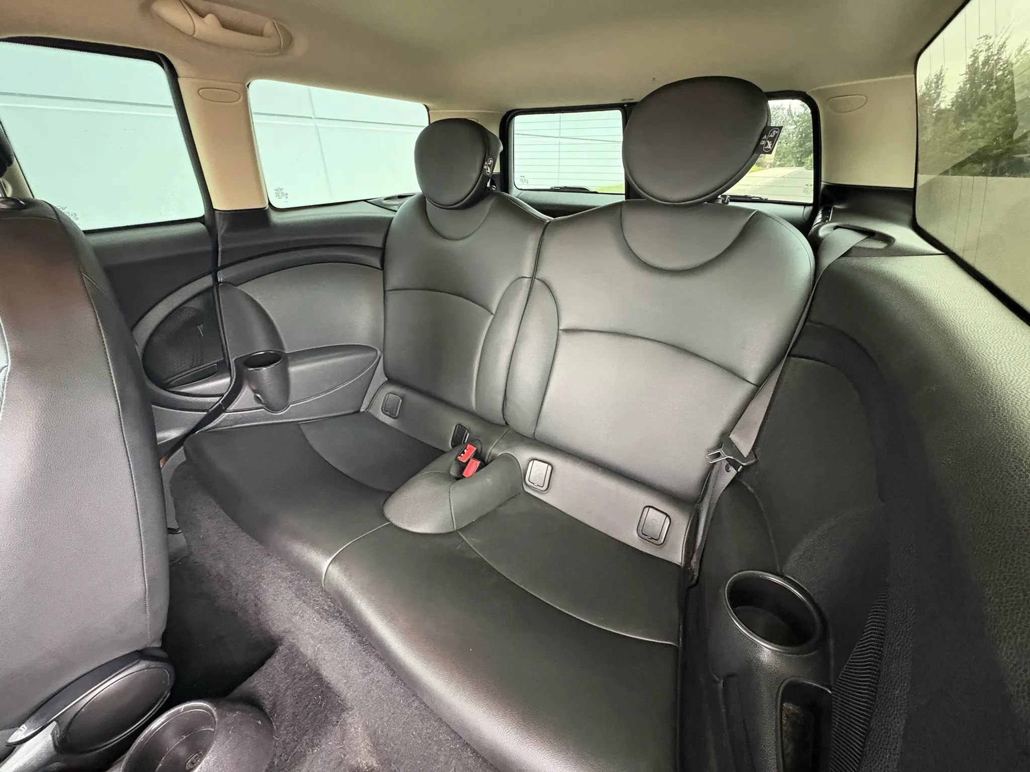 Used 2014 MINI Cooper Clubman FWD image 18
