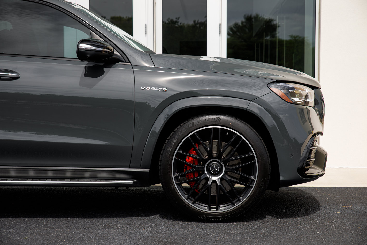 Used 2025 Mercedes-Benz GLS 63 AMG 4MATIC image 17