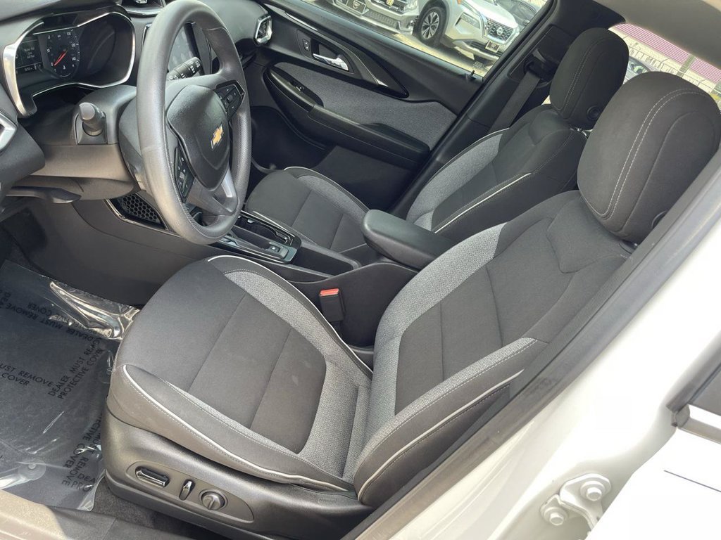 Used 2022 Chevrolet TrailBlazer LT w/ Convenience Package FWD image 24